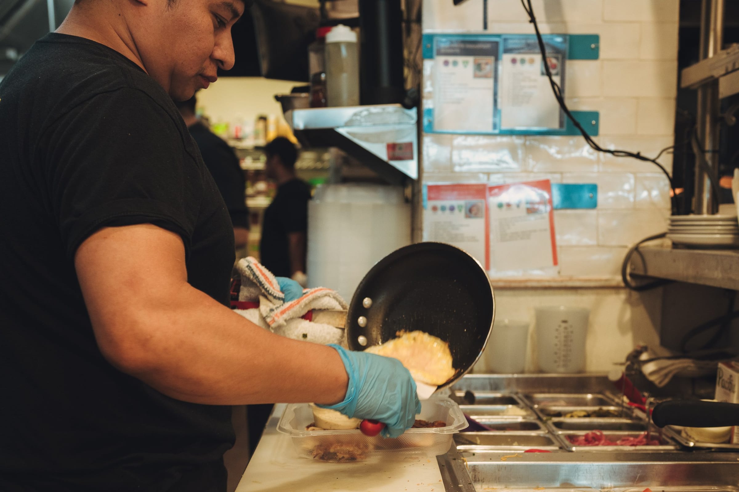A Sweet Session at Claudine’s Bakery in Encino, photo 4 by Pete Cohen, Los Angeles photographer