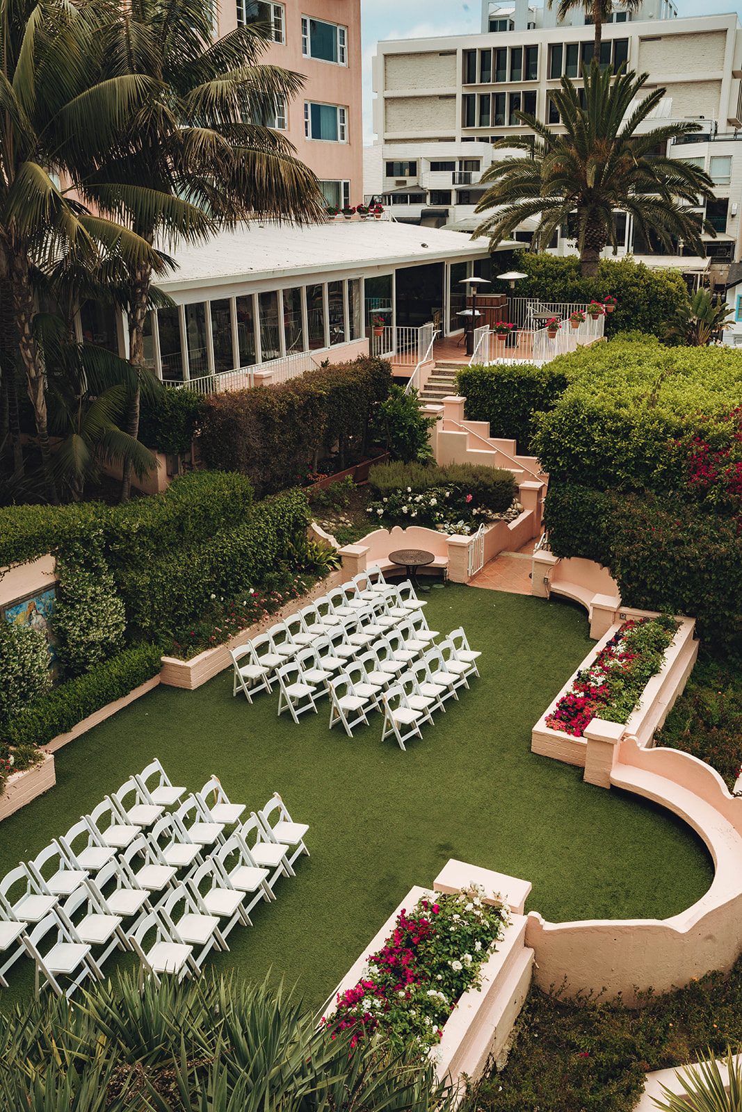 La Valencia Hotel Wedding: A Photographer's Guide to La Jolla's Pink Lady, photo 1 by Pete Cohen, Los Angeles photographer