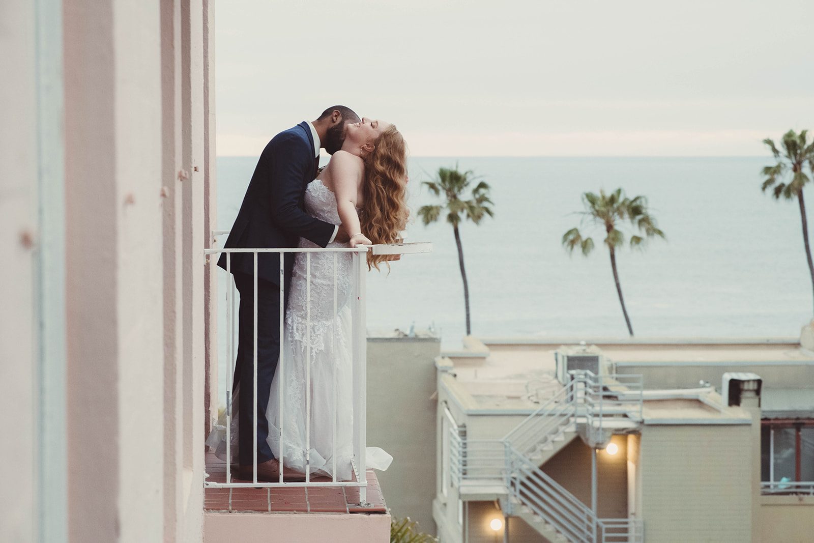 La Valencia Hotel Wedding: A Photographer's Guide to La Jolla's Pink Lady, photo 11 by Pete Cohen, Los Angeles photographer