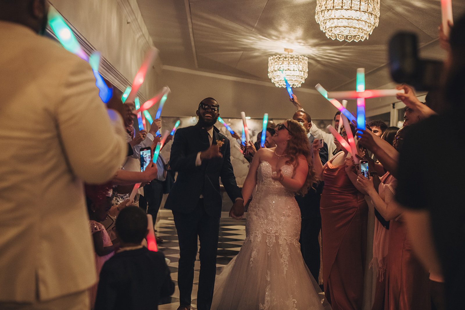 La Valencia Hotel Wedding: A Photographer's Guide to La Jolla's Pink Lady, photo 13 by Pete Cohen, Los Angeles photographer