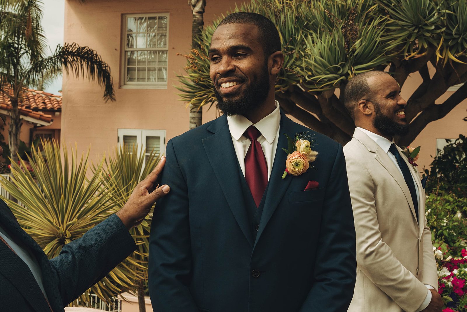 La Valencia Hotel Wedding: A Photographer's Guide to La Jolla's Pink Lady, photo 6 by Pete Cohen, Los Angeles photographer